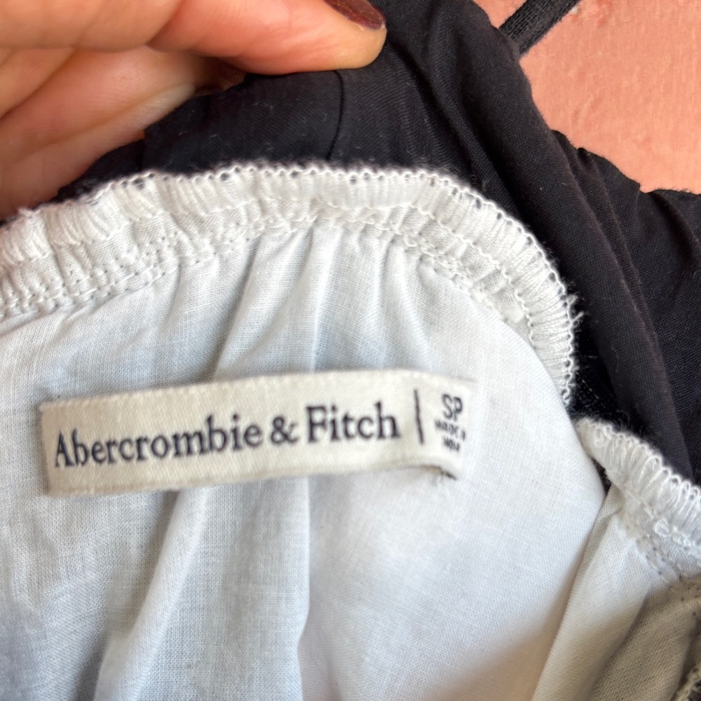 Abercrombie & Fitch Black and White Patterned Maxi Dress - Picture 6 of 6